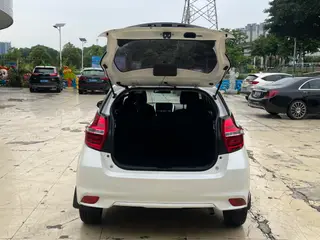 Toyota Vios FS 2017 1.5L CVT Versión Fengchi interior foto 18
