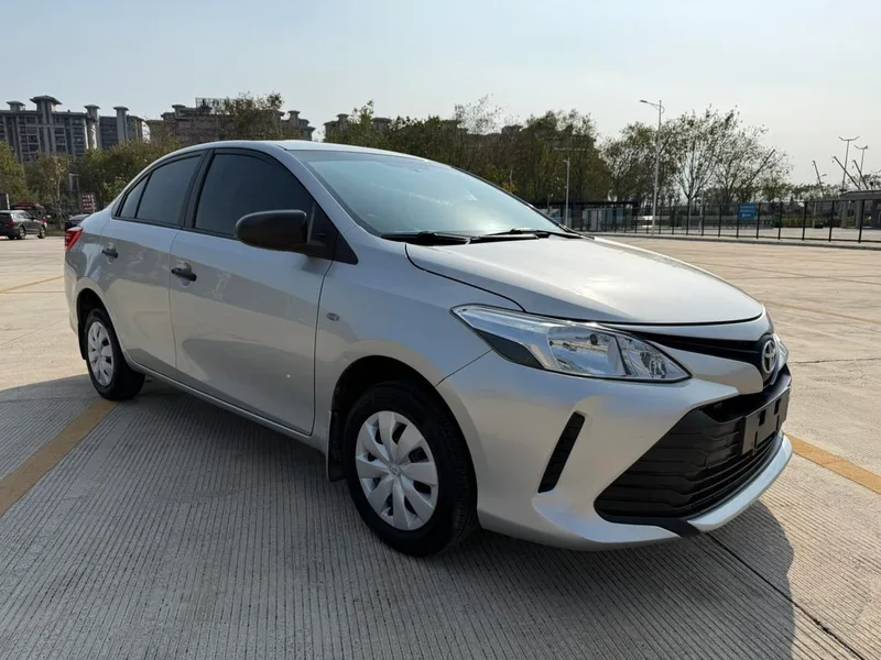 Toyota Vios 2017 1.3L Version nette manuelle extérieur photo 3