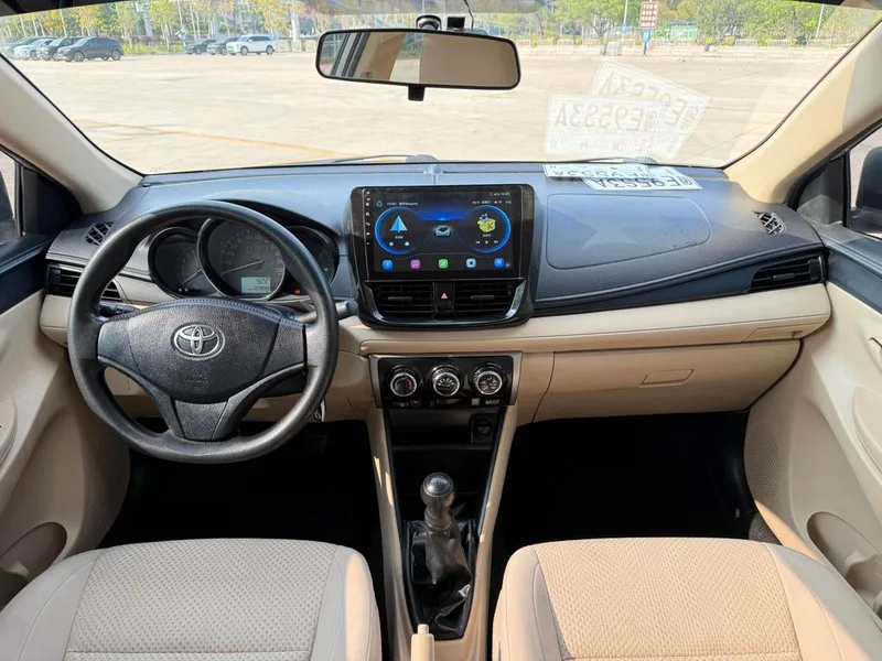 Toyota Vios 2017 1.3L Version nette manuelle intérieur photo 7