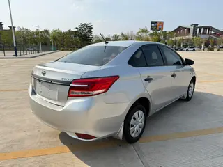 Toyota Vios 2017 1.3L Version nette manuelle intérieur photo 12