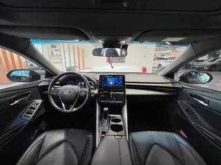 Toyota Avalon 2023 2.5L Version automatique de luxe intérieur photo 13