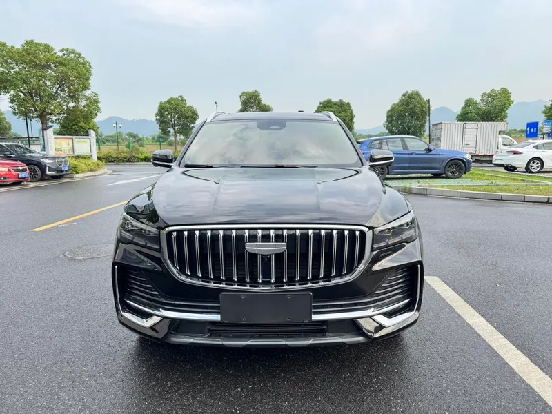 Geely Monjaro 2025 2.0TD Высокая работа автоматически с двумя приводами экстерьер фото 2