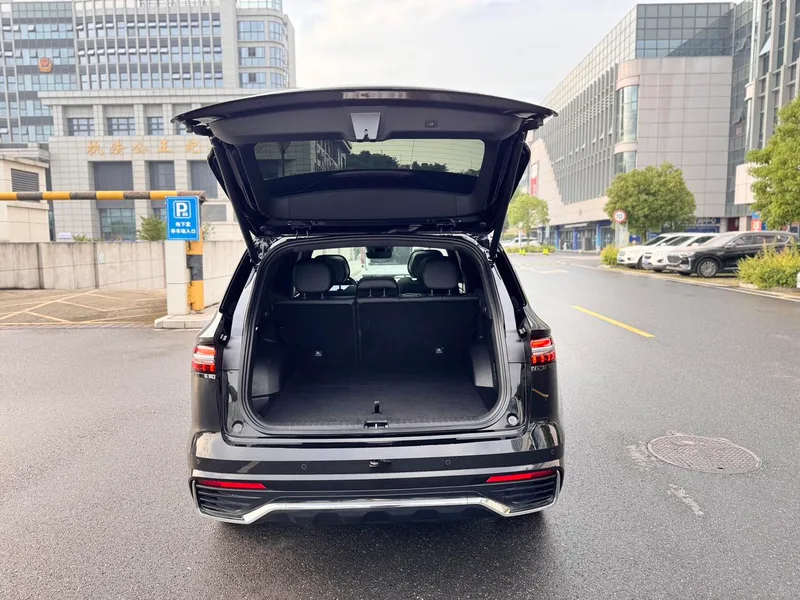 Geely Monjaro 2025 2.0TD Высокая работа автоматически с двумя приводами интерьер фото 20