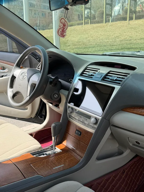 Toyota Camry 2010 200E Elite Edition interior photo 16