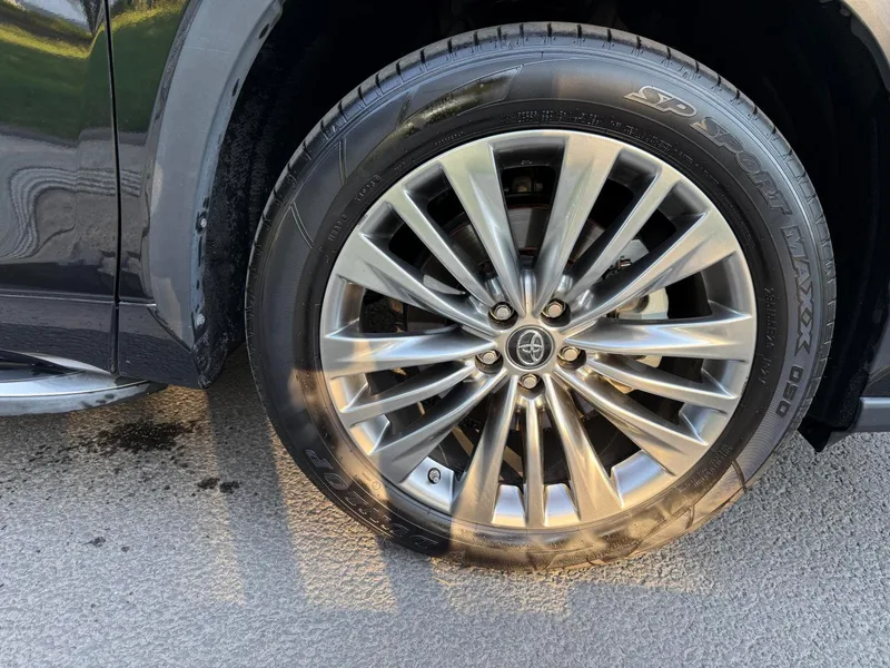 Toyota Highlander 2022 380T Édition de luxe à quatre roues motrices 7 Siège extérieur photo 4