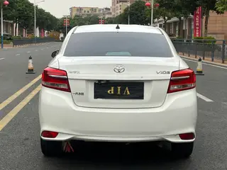Toyota Vios 2017 1.5L CVT Line Creation Edition interior photo 12