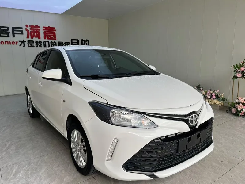 Toyota Vios FS 2017 1.5L CVT Version Fengchi extérieur photo 3