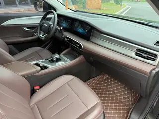 Jetour X90 PLUS 2023 Restyling 1.6TD DCT Villa interior photo 15