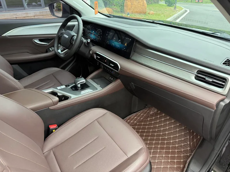 Jetour X90 PLUS 2023 Restyling 1.6TD DCT Villa interior photo 15