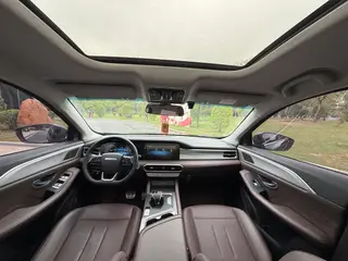 Jetour X90 PLUS 2023 Restyling 1.6TD DCT Villa interior photo 17