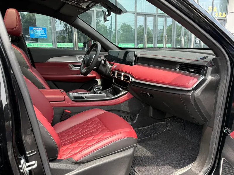 Jetour X70 PLUS 2024 Champion Edition 1.5T DCT Champion MAX 7 seat interior photo 7