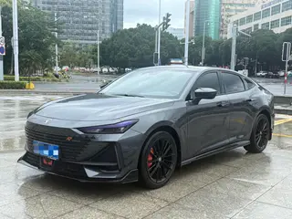 Changan UNI-V 2023 1.5T Спортивная версия