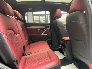 Jetour X70 PLUS 2025 Edición campeona 1.5T DCT Campeón MAX 7 Asiento interior foto 12