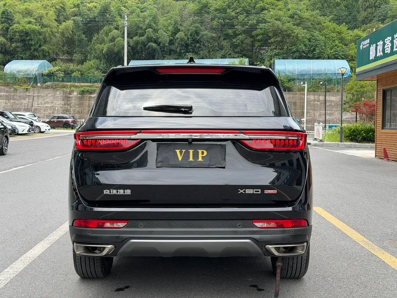 Jetour X90 PLUS 2025 Versión más allá 1.6TD DCT Villa interior foto 10