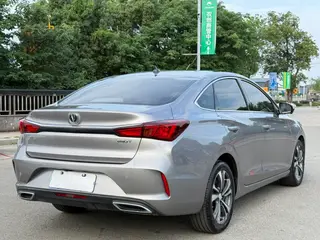 Changan Eado 2020 PLUS Ballena azul NE 1.4T GDI Buque insignia automático exterior foto 4