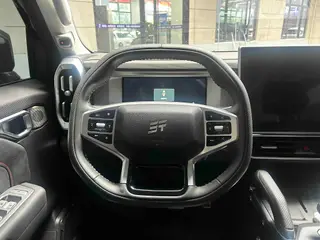 Jetour T2 2023 2.0TD Four-wheel drive Conquer interior photo 11