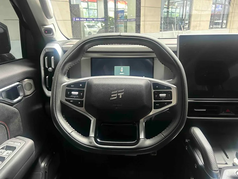Jetour T2 2023 2.0TD Four-wheel drive Conquer interior photo 11