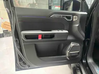 Jetour T2 2023 2.0TD Four-wheel drive Conquer interior photo 13