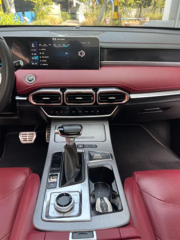 Jetour X70 PLUS 2021 1.6T DCT Звезда Pro 7 Кресло интерьер фото 17