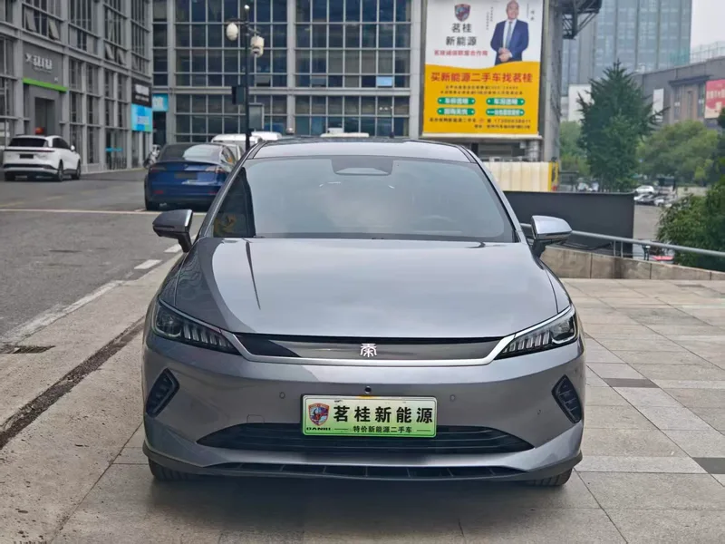 BYD Qin PLUS 2025 Versión de conducción inteligente 510KM Líder exterior foto 2
