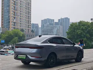 BYD Qin PLUS 2025 Versión de conducción inteligente 510KM Líder exterior foto 6