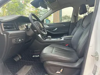 Jetour X90 2022 Zilong 2.0T DCT Changsheng Edition 7 seat interior photo 6