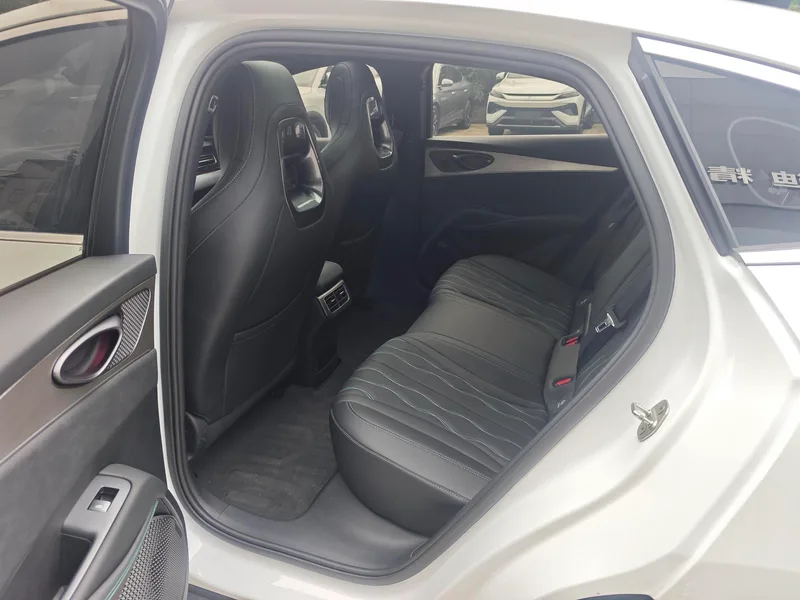 BYD SEAL 06DM 2025 Smart Driving Version DM-i 120KM Flagship interior photo 8
