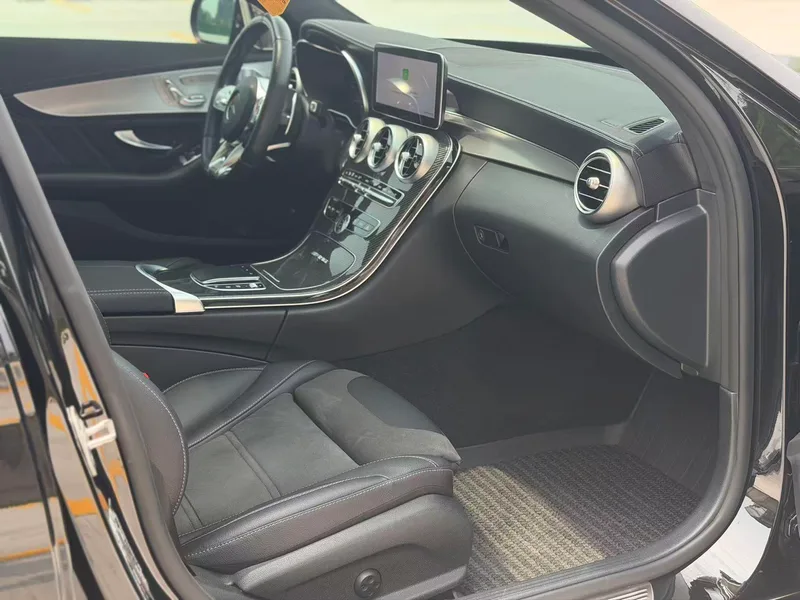 Mercedes-Benz C-Class AMG 2021 AMG C 63 interior foto 11