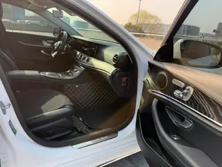 Mercedes-Benz E-Class 2019 E 300 L Sports fashion type interior photo 11
