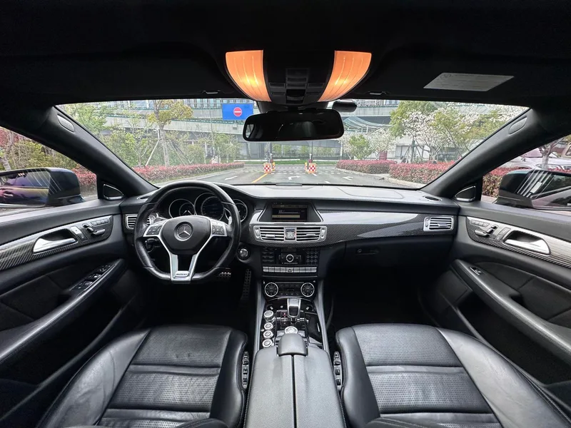 Mercedes-Benz CLS 2012 AMG CLS 63 interior foto 10