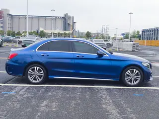 Mercedes-Benz C-Class 2021 C 200 L Edición deportiva de moda exterior foto 4