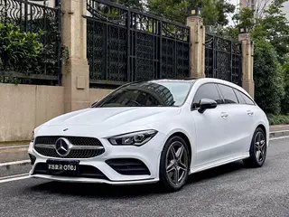 Mercedes-Benz CLA 2020 CLA 200 Voiture de sport de chasse à cinq portes extérieur photo 1