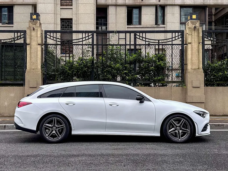 Mercedes-Benz CLA 2020 CLA 200 Voiture de sport de chasse à cinq portes extérieur photo 3