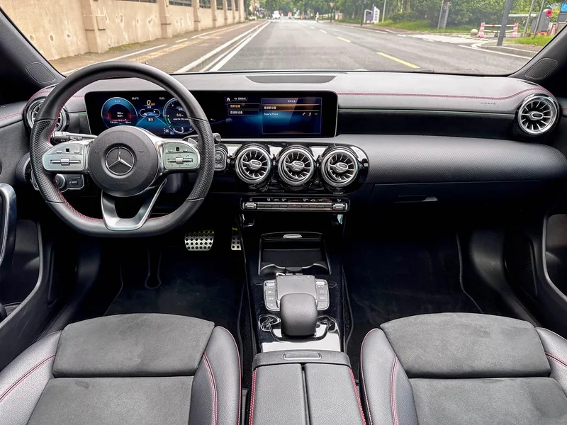 Mercedes-Benz CLA 2020 CLA 200 Voiture de sport de chasse à cinq portes extérieur photo 7