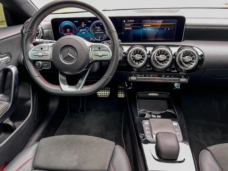 Mercedes-Benz CLA 2020 CLA 200 Voiture de sport de chasse à cinq portes intérieur photo 10