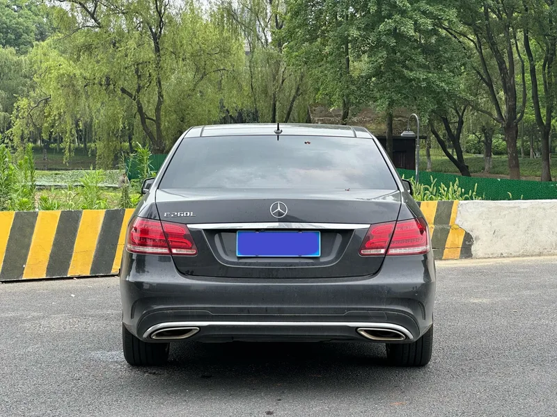 Mercedes-Benz E-Class 2015 Mise à jour E 260 L Sportif extérieur photo 6