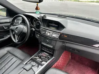 Mercedes-Benz E-Class 2015 Mise à jour E 260 L Sportif intérieur photo 12