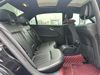 Mercedes-Benz E-Class 2015 Mise à jour E 260 L Sportif intérieur photo 13