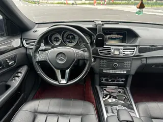 Mercedes-Benz E-Class 2015 Mise à jour E 260 L Sportif intérieur photo 15