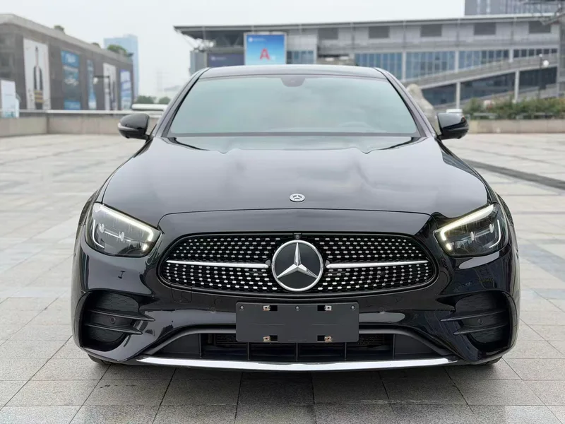 Mercedes-Benz E-Class 2021 E 300 L Fashionable sports car exterior photo 2