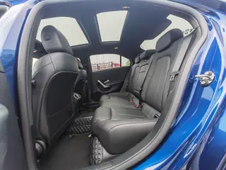 Mercedes-Benz A-Class 2022 Mise à jour A 200 L Voiture de sport version mode intérieur photo 11