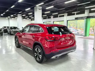 Mercedes-Benz GLA 2020 GLA 200 intérieur photo 7