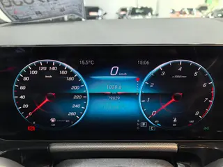 Mercedes-Benz GLA 2020 GLA 200 intérieur photo 11