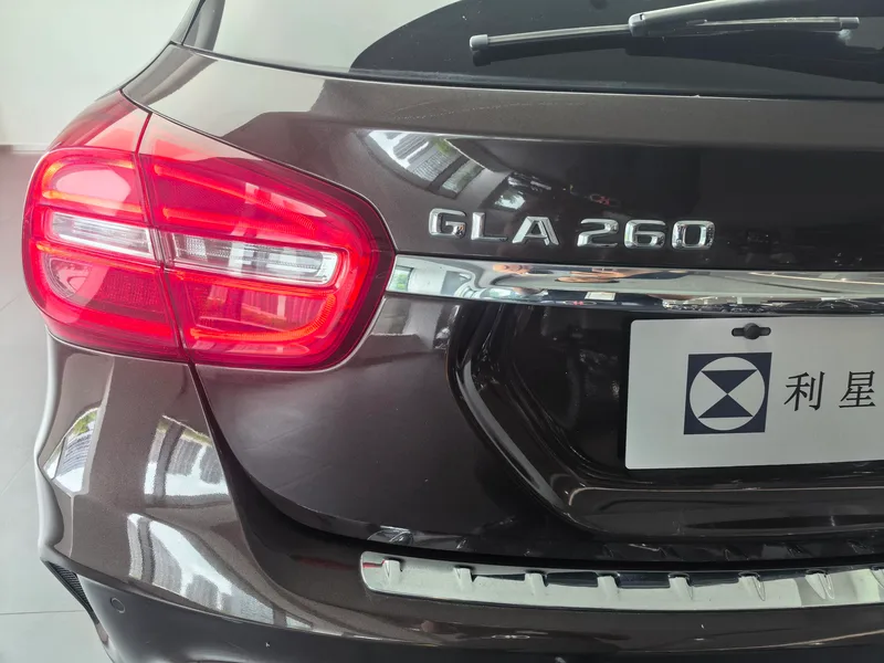 Mercedes-Benz GLA 2016 GLA 260 4MATIC Sportif extérieur photo 2