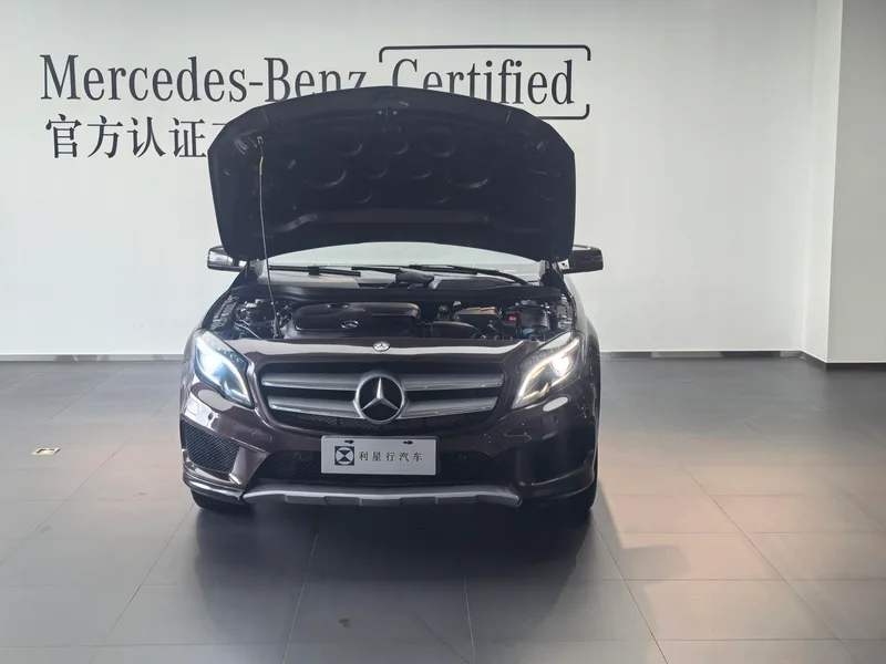 Mercedes-Benz GLA 2016 GLA 260 4MATIC Sportif intérieur photo 14