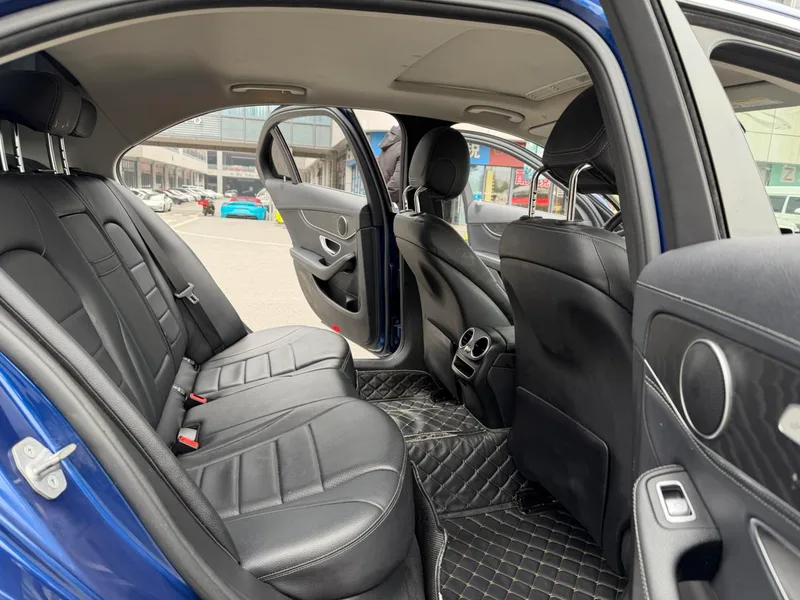 Mercedes-Benz C-Class 2020 C 200 L Fashion Sports Edition interior photo 11