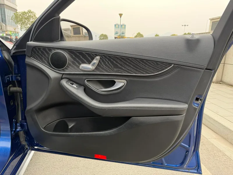 Mercedes-Benz C-Class 2020 C 200 L Fashion Sports Edition interior photo 12