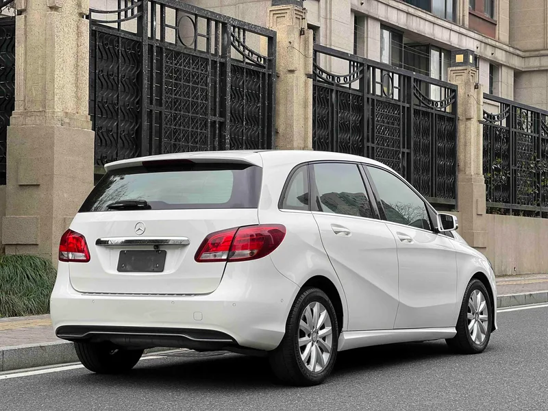 Mercedes-Benz B-Class 2017 B 180 extérieur photo 6
