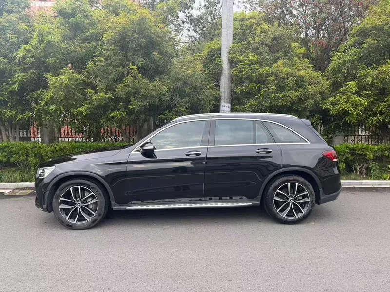 Mercedes-Benz GLC 2020 GLC 300 L 4MATIC Dinámico exterior foto 7