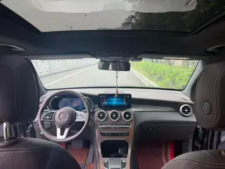 Mercedes-Benz GLC 2020 GLC 300 L 4MATIC Dinámico interior foto 12
